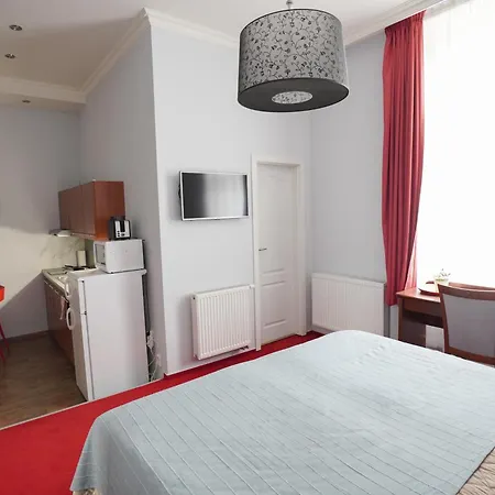 Elegant & Stylish Center Apartments! Praga