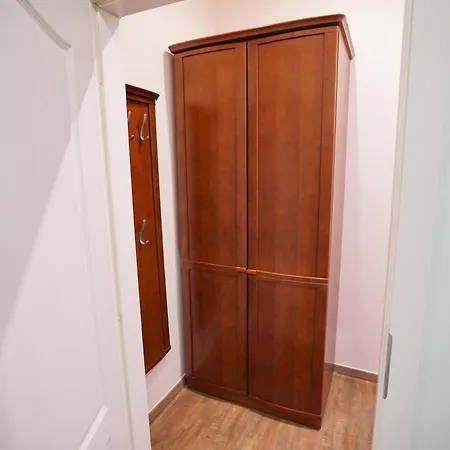Elegant & Stylish Center Apartments! Apartmán