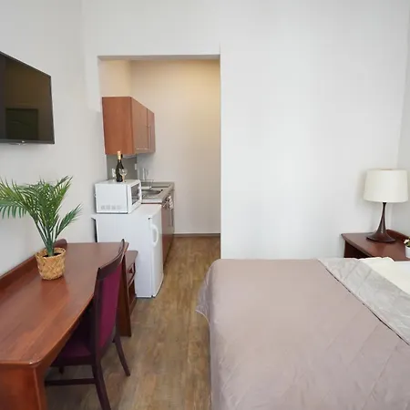 Elegant & Stylish Center Apartments! Apartmán *