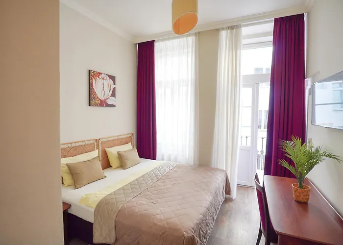 Elegant & Stylish Center Apartments! Prag
