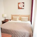 Apartman Elegant & Stylish Center Apartments! *