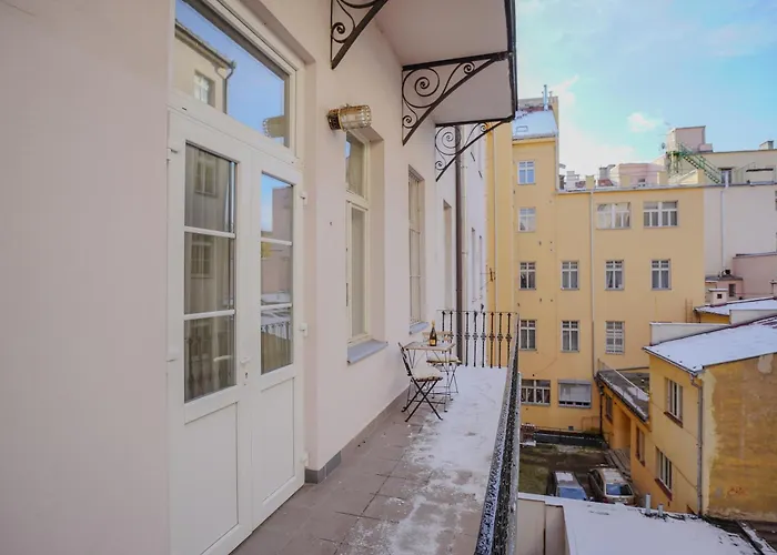 Elegant & Stylish Center Apartments! Praga
