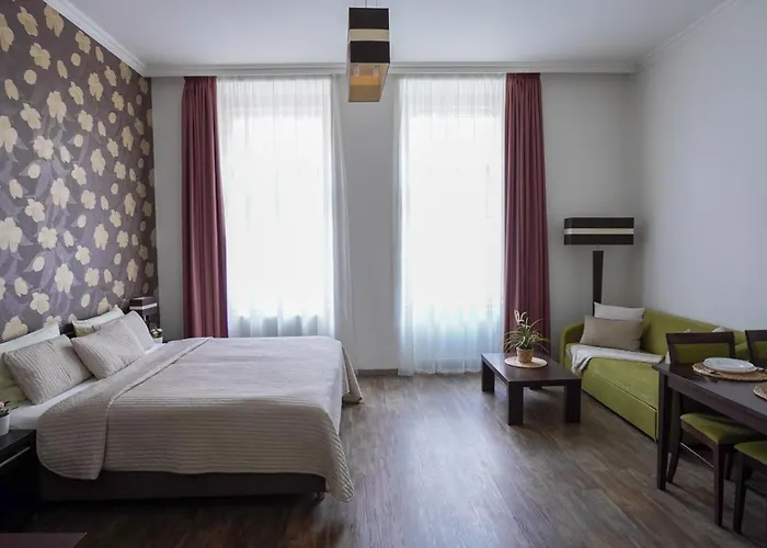 Elegant & Stylish Center Apartments! Appartamento Praga